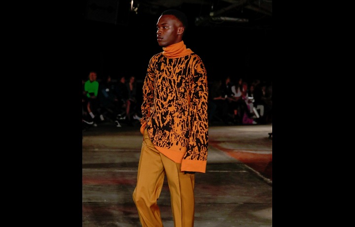 Sweater which is not bad