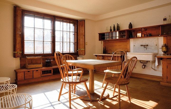 The villa of Otto Rothmayer, interior