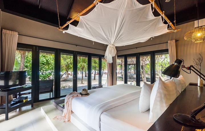 ...or luxurious The Sevenseas Resort