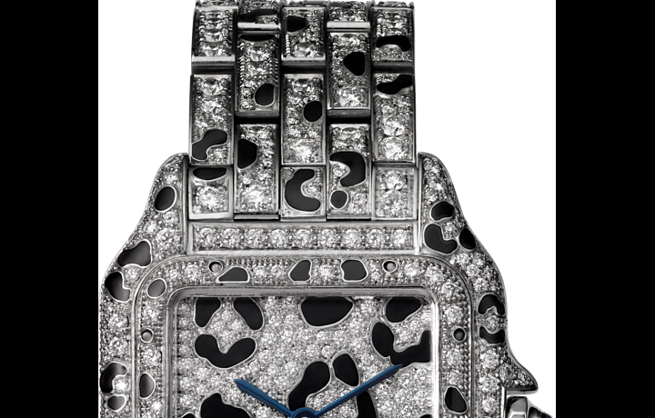 White gold, diamonds and animal footprints