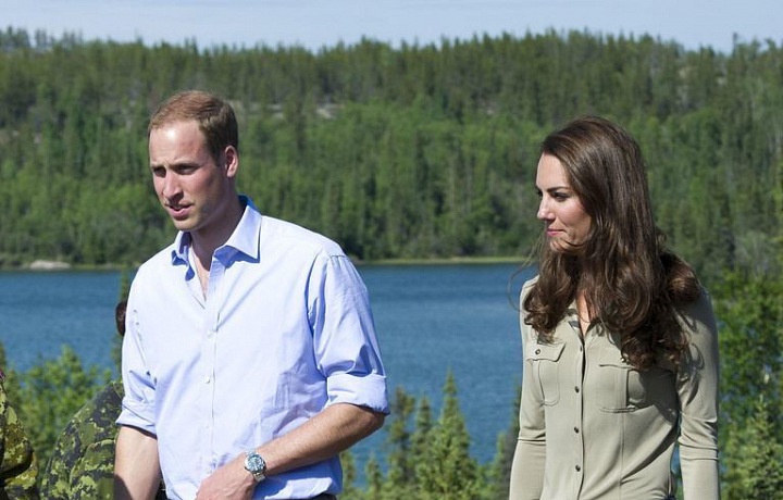 Kate in casual outfit