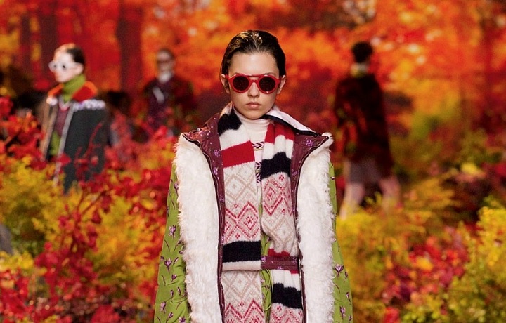 Podzim/Zima 2017-18 Moncler Gamme Rouge