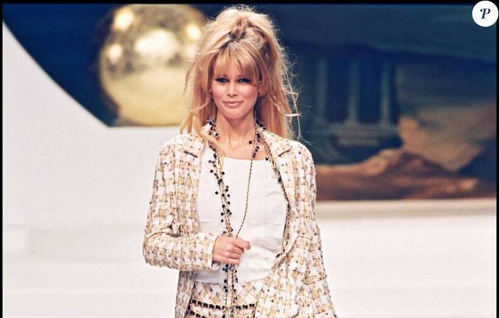 Claudia Schiffer in Petit Bateau TShirt