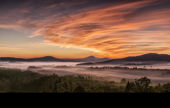 Krásné panorama Českého Švýcarska