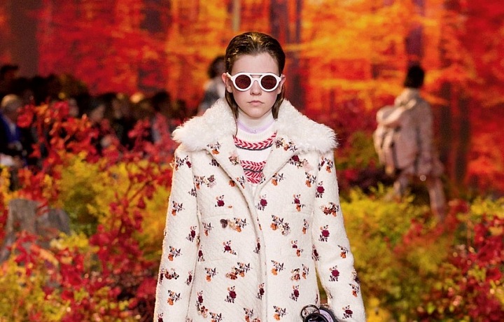 Podzim/Zima 2017-18 Moncler Gamme Rouge