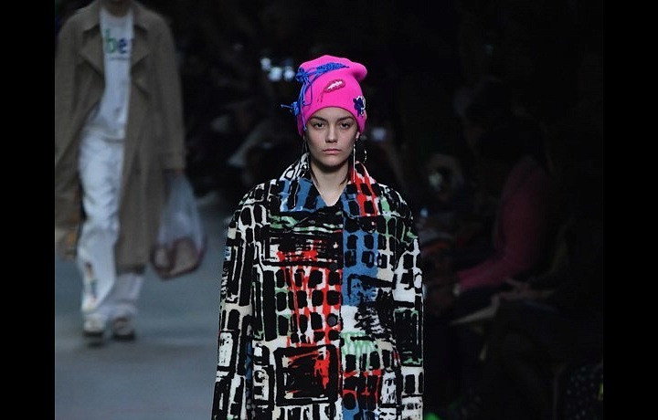 Burberry FW 2018/19 full of colours