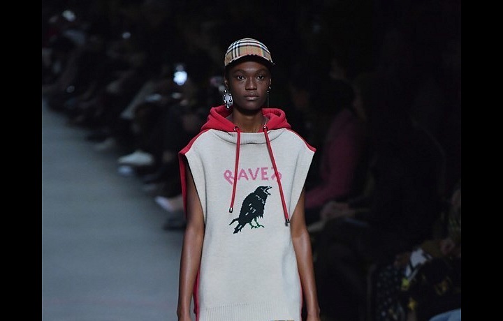 Burberry in the colours of rainbow!