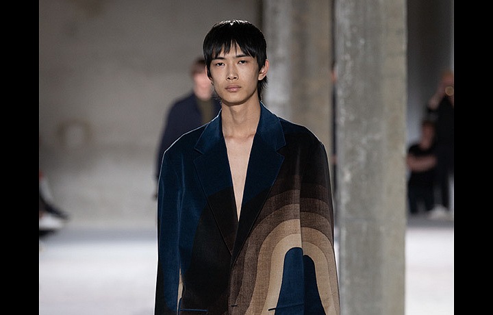 Waves in the collection