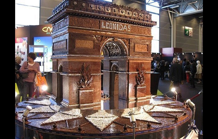 Chocolate fashion show, Paris