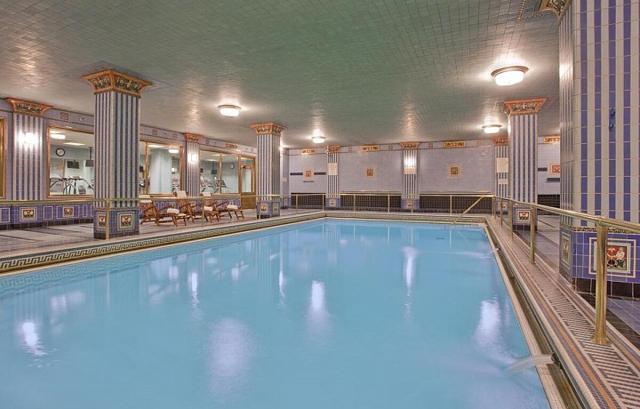 Millennium Biltmore Hotel - lázně v římském stylu