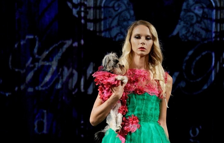 Luxury detailed decoration