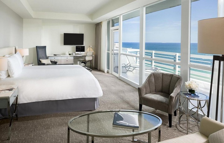 Luxusní pokoje ve Fontainbleau Miami Beach