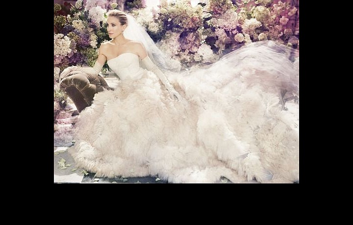 Sarah Jessica Parker in the dress by Vera Wang.