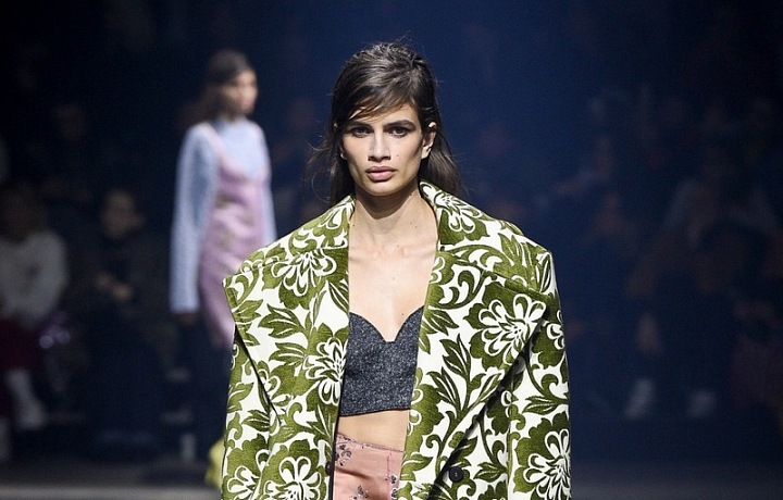 Floral prints in Kenzo collection