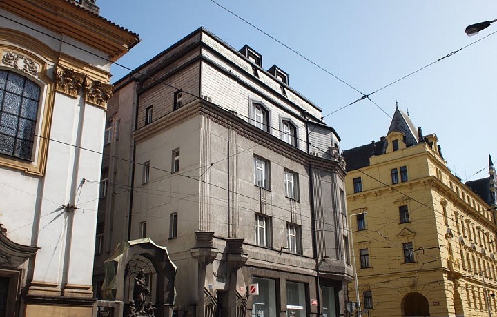 Diamant House: Architects - Emil Králíček, Matěj Blecha