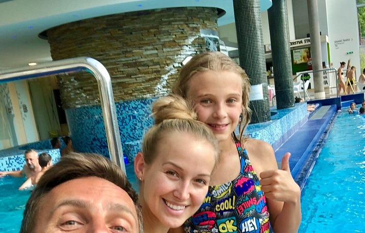 Romanova nová manželka přijala děti jako za své. 