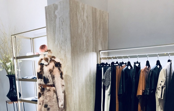 New boutique Yves Salomon in Široká street