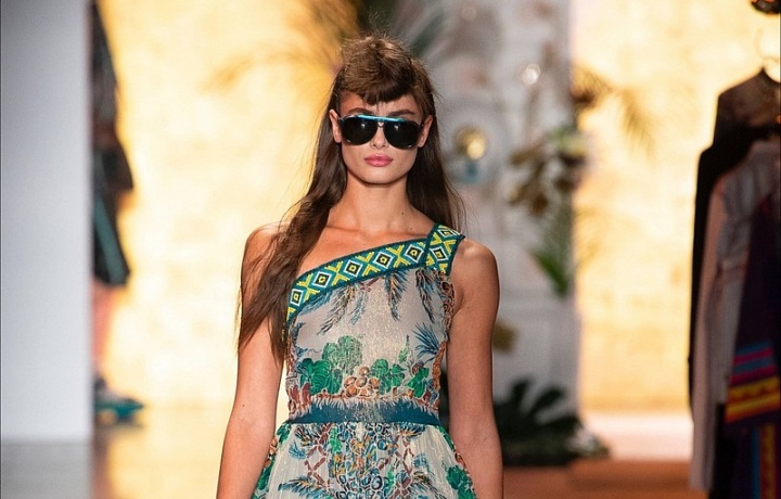 Anna Sui and collection SS19