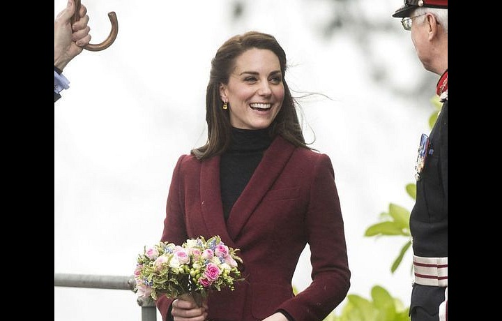 Kate in casual outfit