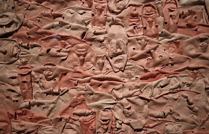 Daniel Pešta, Masks