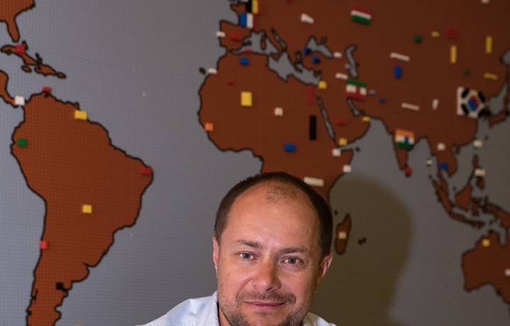 Miloš Křeček canť live without lego