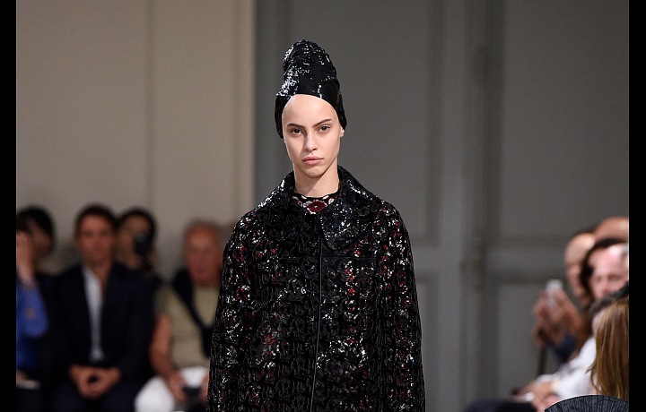 The color of the collection is black