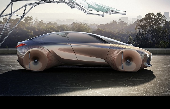 BMW Vision Next 100
