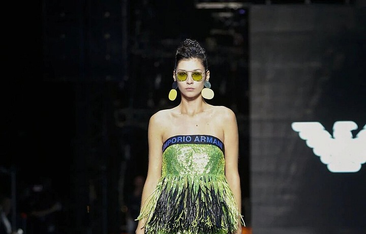 The second part of show is in colors