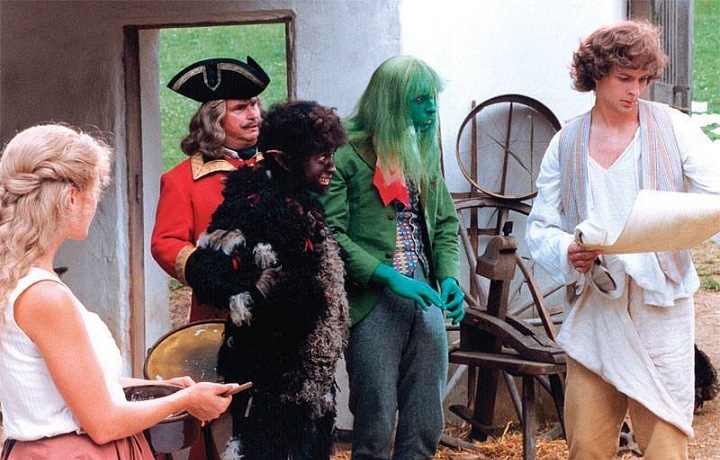 Národ si herečku pamatuje jako chlupatého čerta z pohádky Princezna ze mlejna. 