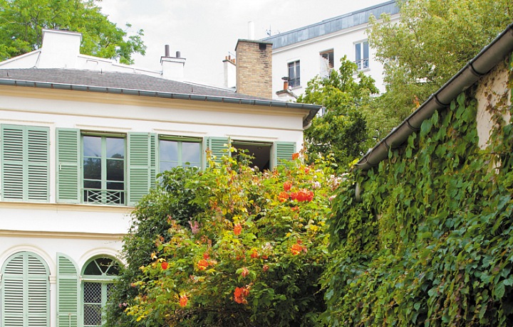 Museum of Romantic Life - exterior