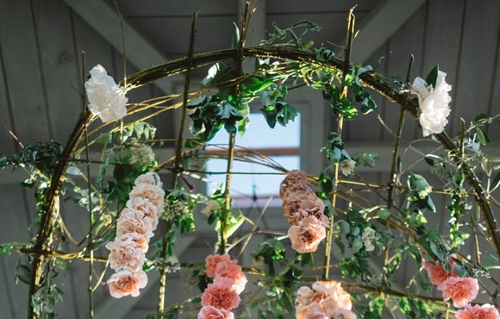 Luxurious and fresh floral decoration