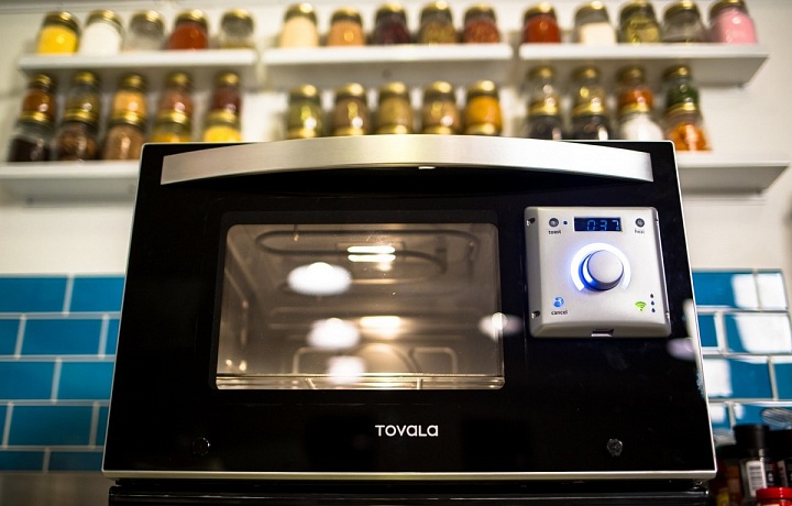 Smart oven Tovala