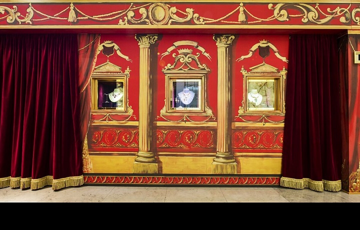 Jewelry from luxury collections by Dolce&Gabbana