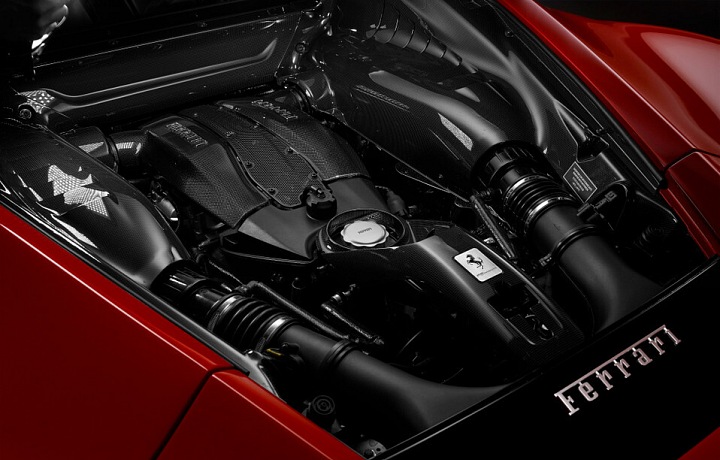 Ferrari Tributo F8, motor