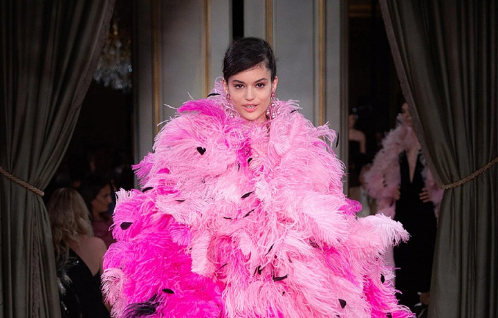 The collection also includes ostrich feathers