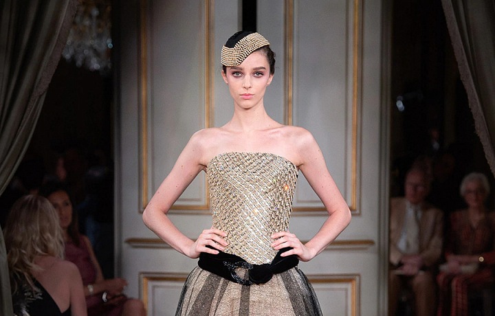 Luxurious accessories make a glamorous look