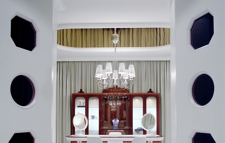 Faberge Salon, Genova