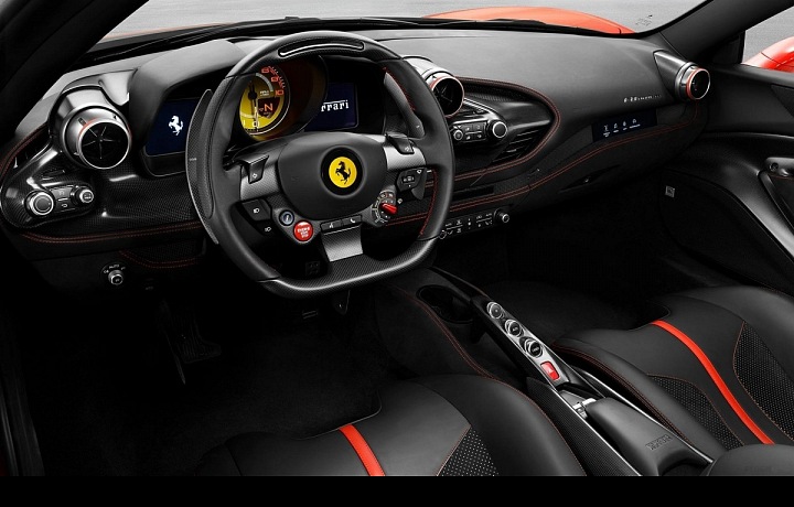 Ferrari Tributo F8 inside