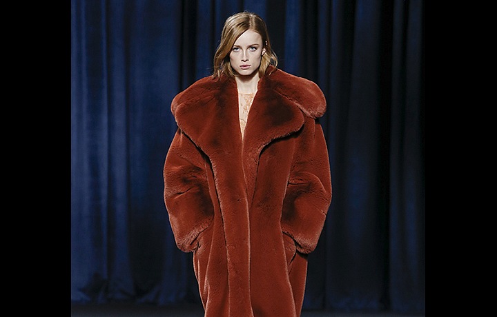 Givenchy and it's faux fur!