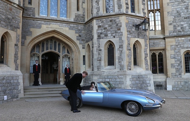 Meghan and Harry, Jaguar E type Zero