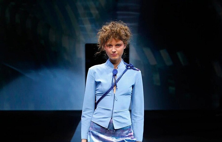 Collection full of gloss