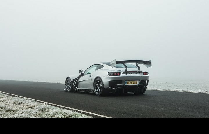 Gginetta, supercar Akula