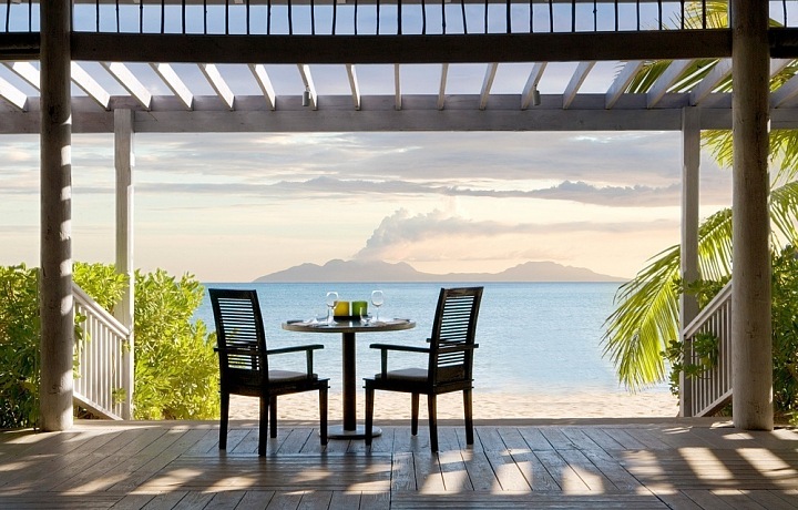 Romance on the beach