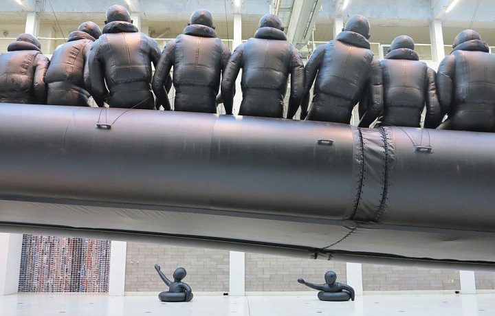 Zákon cesty, Aj Wej-wej