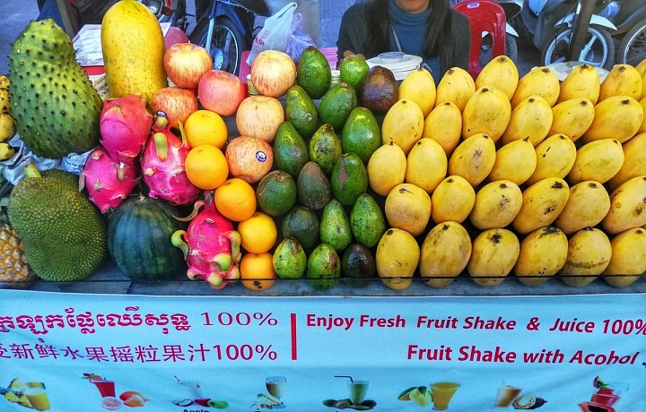 Ovoce a shaky, to je Kambodža! 
