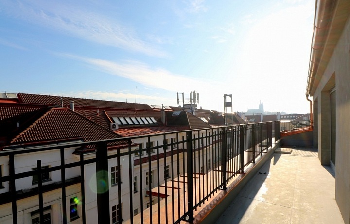 Exclusive living, Rašínovo nábřeží