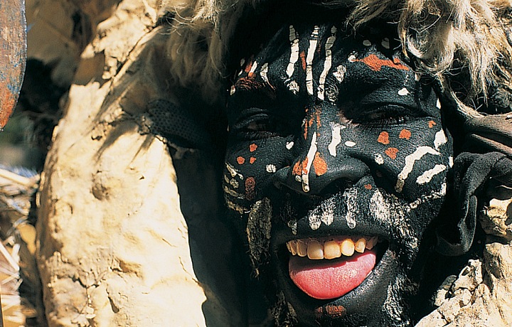 Na svých cestách potkává zajímavé lidi. Třeba v Keni. 