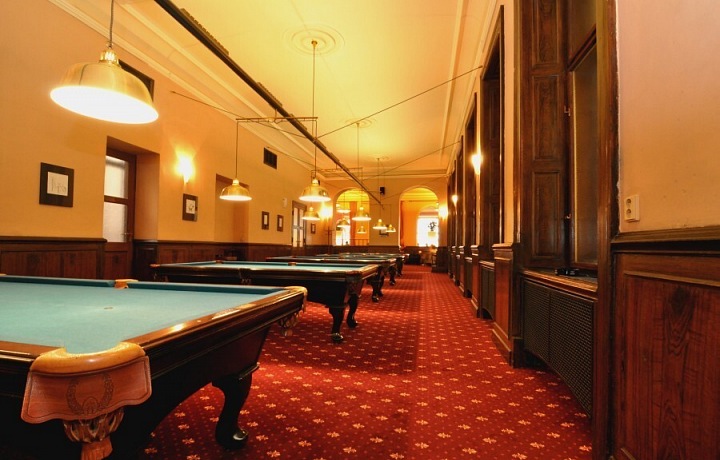 Billiard hall in Café Louvre