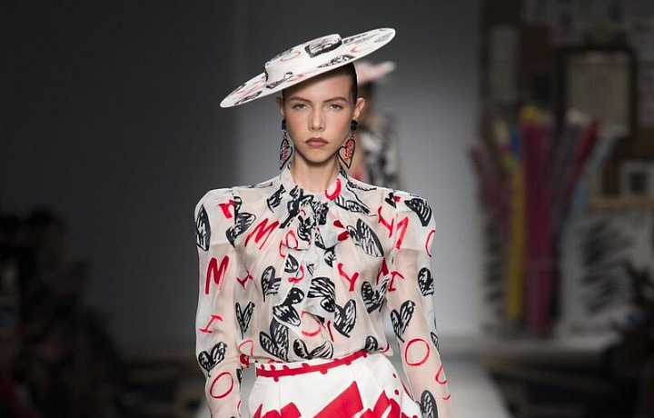 Moschino collection SS19