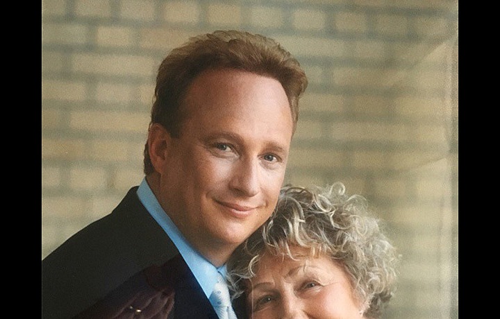 Židovský podnikatel vděčí za vše své matce, která ho řádně vychovala.